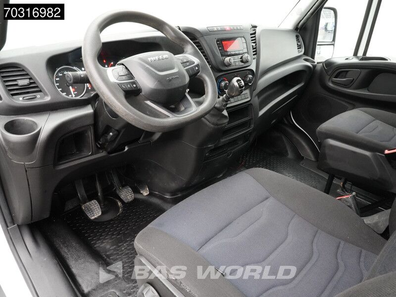 Iveco Daily 35C16 3.0L Kipper met Kist Dubbellucht 3,5t Trekhaak 160PK Airco Cruise Euro6 Tipper Benne Kieper Airco Trekhaak Cruise control - Volquete furgoneta: foto 5 Iveco Daily 35C16 3.0L Kipper met Kist Dubbellucht 3,5t Trekhaak 160PK Airco Cruise Euro6 Tipper Benne Kieper Airco Trekhaak Cruise control - Volquete furgoneta: foto 5