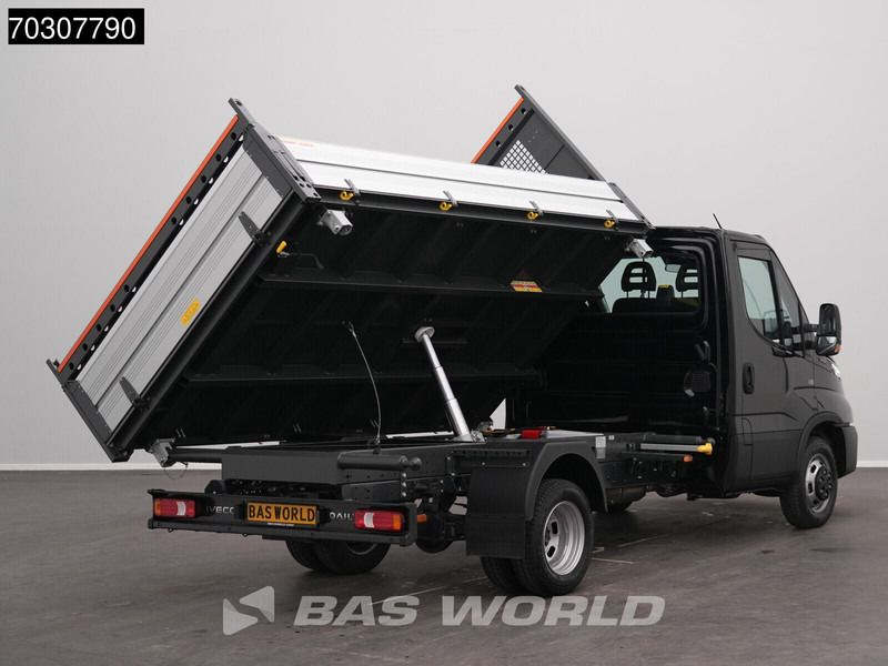 Iveco Daily 35C18 3.0L Driezijdige Kipper Dubbellucht 180PK 3,5t Trekgewicht ACC LED Camera CarPlay Euro6 Tipper Benne Kieper Airco - Volquete furgoneta: foto 2 Iveco Daily 35C18 3.0L Driezijdige Kipper Dubbellucht 180PK 3,5t Trekgewicht ACC LED Camera CarPlay Euro6 Tipper Benne Kieper Airco - Volquete furgoneta: foto 2