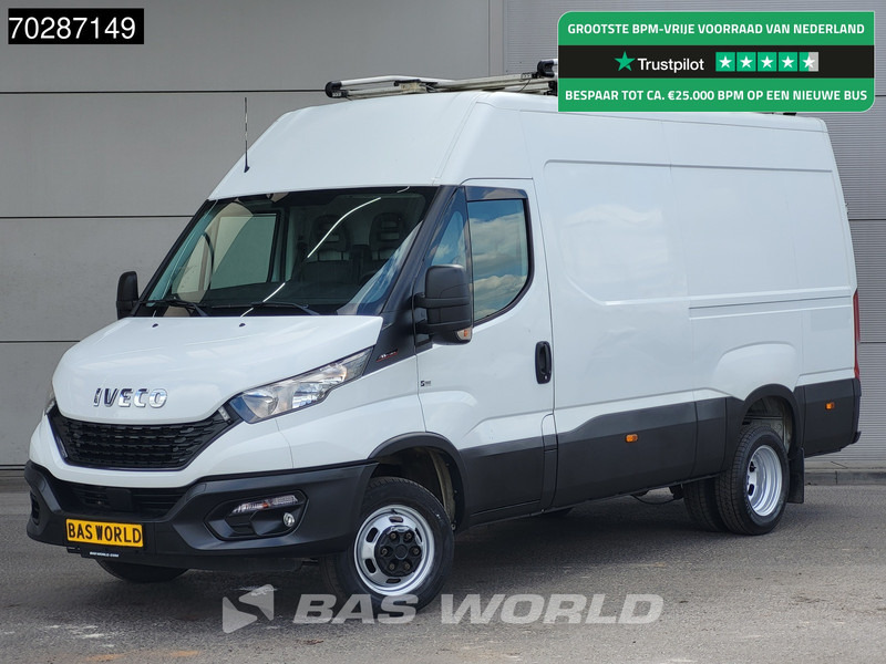 Iveco Daily 35C18 3.0L Dubbellucht L2H2 3,5t Trekhaak Navi Airco Cruise Camera Imperiaal Euro6 L2 12m3 Airco Trekhaak Cruise control - Furgón: foto 1 Iveco Daily 35C18 3.0L Dubbellucht L2H2 3,5t Trekhaak Navi Airco Cruise Camera Imperiaal Euro6 L2 12m3 Airco Trekhaak Cruise control - Furgón: foto 1