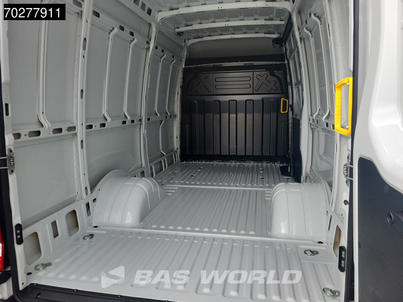 Iveco Daily 35C21 3.0L 210PK Automaat L2H2 Dubbellucht LED ACC 3.5t trekhaak Navi L2H2 12m3 Airco Trekhaak - Furgón: foto 5 Iveco Daily 35C21 3.0L 210PK Automaat L2H2 Dubbellucht LED ACC 3.5t trekhaak Navi L2H2 12m3 Airco Trekhaak - Furgón: foto 5