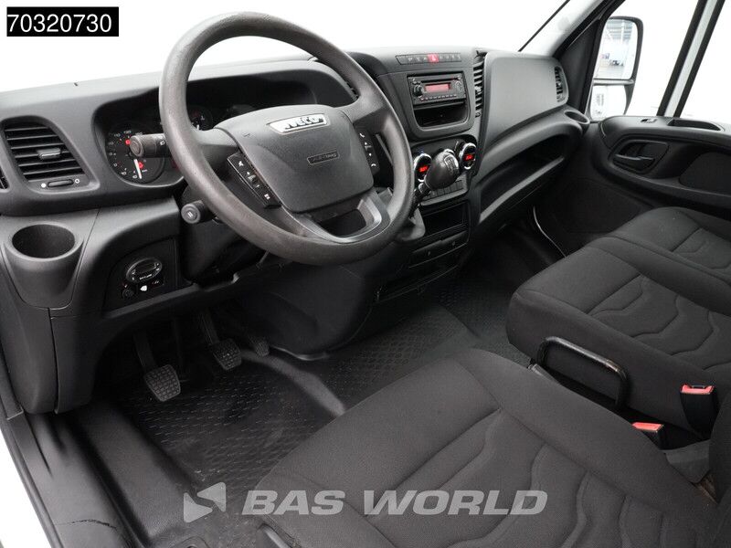 Iveco Daily 35S13 Laadklep Zijdeur Bakwagen Airco Cruise Standkachel Euro6 Meubelbak Koffer Airco Cruise control - Furgoneta: foto 5 Iveco Daily 35S13 Laadklep Zijdeur Bakwagen Airco Cruise Standkachel Euro6 Meubelbak Koffer Airco Cruise control - Furgoneta: foto 5