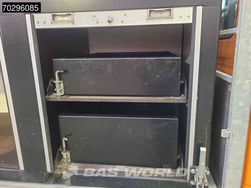 Caja abierta furgoneta Iveco Daily 35S15 3.0L Open Laadbak Dubbel Cabine 150PK 3,5t Trekhaak 150PK Kisten Euro6 Pritsche Pickup Open Box Trekhaak: foto 9 Caja abierta furgoneta Iveco Daily 35S15 3.0L Open Laadbak Dubbel Cabine 150PK 3,5t Trekhaak 150PK Kisten Euro6 Pritsche Pickup Open Box Trekhaak: foto 9