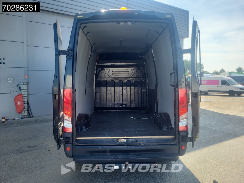 Iveco Daily 35S16 3,5t Trekhaak L2H2 Airco Cruise Camera Parkeersensoren Euro6 L2 11m3 Airco Trekhaak Cruise control - Furgón: foto 3 Iveco Daily 35S16 3,5t Trekhaak L2H2 Airco Cruise Camera Parkeersensoren Euro6 L2 11m3 Airco Trekhaak Cruise control - Furgón: foto 3