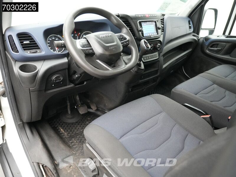 Iveco Daily 35S16 Automaat L2H2 3,5t Trekhaak 160PK ACC Navi Airco Cruise Camera Standkachel Euro6 L2 Airco Trekhaak - Furgón: foto 5 Iveco Daily 35S16 Automaat L2H2 3,5t Trekhaak 160PK ACC Navi Airco Cruise Camera Standkachel Euro6 L2 Airco Trekhaak - Furgón: foto 5