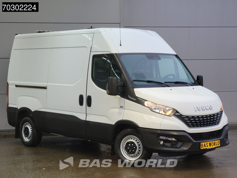 Iveco Daily 35S16 Automaat L2H2 3,5t Trekhaak ACC Navi Airco Camera Werkplaatsinrichting Euro6 L2 Airco Trekhaak - Furgón: foto 3 Iveco Daily 35S16 Automaat L2H2 3,5t Trekhaak ACC Navi Airco Camera Werkplaatsinrichting Euro6 L2 Airco Trekhaak - Furgón: foto 3