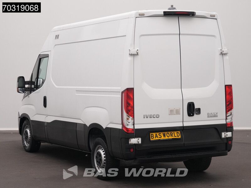 Iveco Daily 35S16 Automaat L2H2 Airco Cruise 3,5t Trekgewicht 160PK Euro6 L2 Airco Cruise control - Furgón: foto 2 Iveco Daily 35S16 Automaat L2H2 Airco Cruise 3,5t Trekgewicht 160PK Euro6 L2 Airco Cruise control - Furgón: foto 2