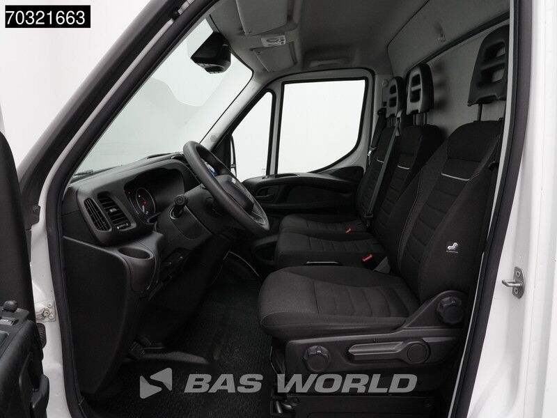 Iveco Daily 35S16 Laadklep Automaat 160PK Bakwagen Camera Airco Euro6 Meubelbak Koffer Airco - Furgoneta: foto 3 Iveco Daily 35S16 Laadklep Automaat 160PK Bakwagen Camera Airco Euro6 Meubelbak Koffer Airco - Furgoneta: foto 3