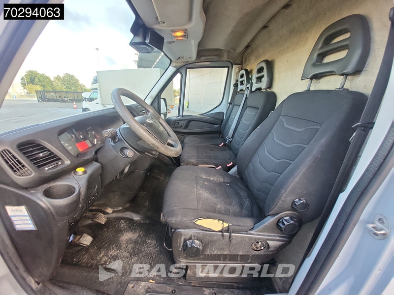 Iveco Daily 35S17 3.0L 170PK Airco Cruise Trekhaak L2 3520L 12m3 Airco Trekhaak Cruise control - Furgón: foto 5 Iveco Daily 35S17 3.0L 170PK Airco Cruise Trekhaak L2 3520L 12m3 Airco Trekhaak Cruise control - Furgón: foto 5