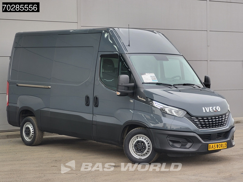 Iveco Daily 35S18 3.0L Automaat 180PK L2H2 3500kg Trekhaak LED Navi Airco Cruise Camera Euro6 L2 11m3 Airco Trekhaak Cruise control - Furgón: foto 3 Iveco Daily 35S18 3.0L Automaat 180PK L2H2 3500kg Trekhaak LED Navi Airco Cruise Camera Euro6 L2 11m3 Airco Trekhaak Cruise control - Furgón: foto 3