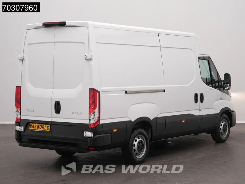 Furgón nuevo Iveco Daily 35S18 3.0L Automaat L2H2 180PK ACC Airco Cruise Camera Parkeersensoren CarPlay Stoelverwarming 3,5t Trekgewicht Euro6 L2 Airco: foto 7