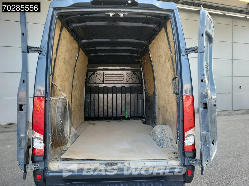 Iveco Daily 35S18 3.0L Automaat L2H2 3500kg Trekhaak LED Navi Airco Cruise Camera Euro6 L2 11m3 Airco Trekhaak Cruise control - Furgón: foto 3 Iveco Daily 35S18 3.0L Automaat L2H2 3500kg Trekhaak LED Navi Airco Cruise Camera Euro6 L2 11m3 Airco Trekhaak Cruise control - Furgón: foto 3
