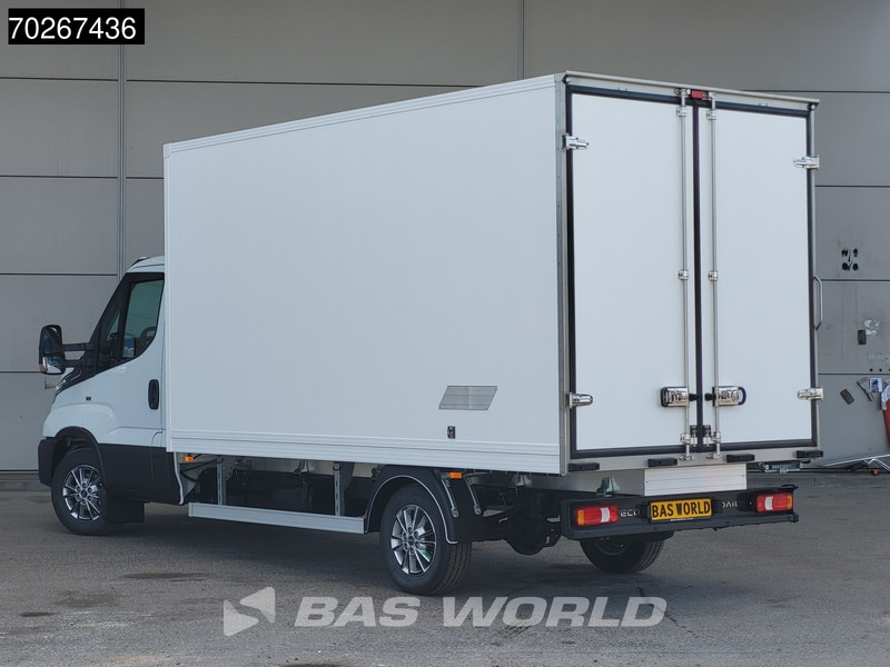 Iveco Daily 35S18 3.0L Koelwagen Thermoking C-250 LED ACC Navi Airco Koel Koeler Kühl Kühler Bakwagen Kühlkoffer 17m3 Airco - Frigorífico furgoneta: foto 2 Iveco Daily 35S18 3.0L Koelwagen Thermoking C-250 LED ACC Navi Airco Koel Koeler Kühl Kühler Bakwagen Kühlkoffer 17m3 Airco - Frigorífico furgoneta: foto 2
