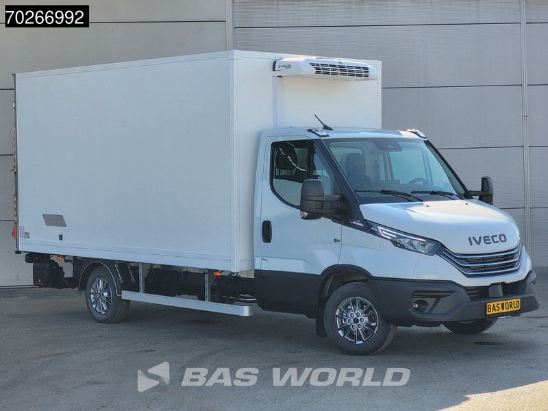 Iveco Daily 35S18 BPM VRIJ! 3.0L Laadklep Koelwagen Vriezer Thermoking V-200 MAX 220V stekker -18 LED Navi Airco ACC Koel Koeler Kühler Kühl - Frigorífico furgoneta: foto 5 Iveco Daily 35S18 BPM VRIJ! 3.0L Laadklep Koelwagen Vriezer Thermoking V-200 MAX 220V stekker -18 LED Navi Airco ACC Koel Koeler Kühler Kühl - Frigorífico furgoneta: foto 5