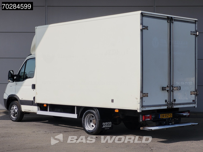 Iveco Daily 40C15 3.0L Bakwagen met achterdeuren APK 04-26 Trekhaak Koffer Meubelbak 19m3 Trekhaak - Furgoneta: foto 2 Iveco Daily 40C15 3.0L Bakwagen met achterdeuren APK 04-26 Trekhaak Koffer Meubelbak 19m3 Trekhaak - Furgoneta: foto 2