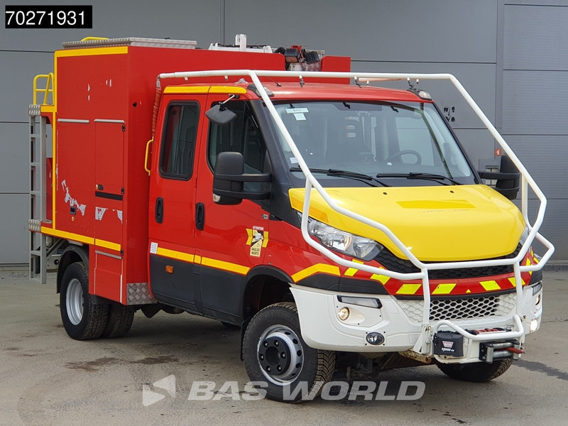 Iveco Daily 70C17 4x4 Achleitner Firetruck Brandweerwagen AWD Allrad Camper 1200liter Airco Dubbel cabine Trekhaak Cruise control - Ambulancia: foto 3 Iveco Daily 70C17 4x4 Achleitner Firetruck Brandweerwagen AWD Allrad Camper 1200liter Airco Dubbel cabine Trekhaak Cruise control - Ambulancia: foto 3