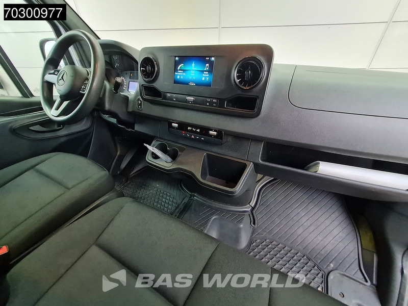 Furgoneta pequeña Mercedes-Benz Sprinter 315 CDI Automaat L2H2 150PK Airco Camera Parkeersensoren MBUX CarPlay Euro6 L2 Airco: foto 10 Furgoneta pequeña Mercedes-Benz Sprinter 315 CDI Automaat L2H2 150PK Airco Camera Parkeersensoren MBUX CarPlay Euro6 L2 Airco: foto 10