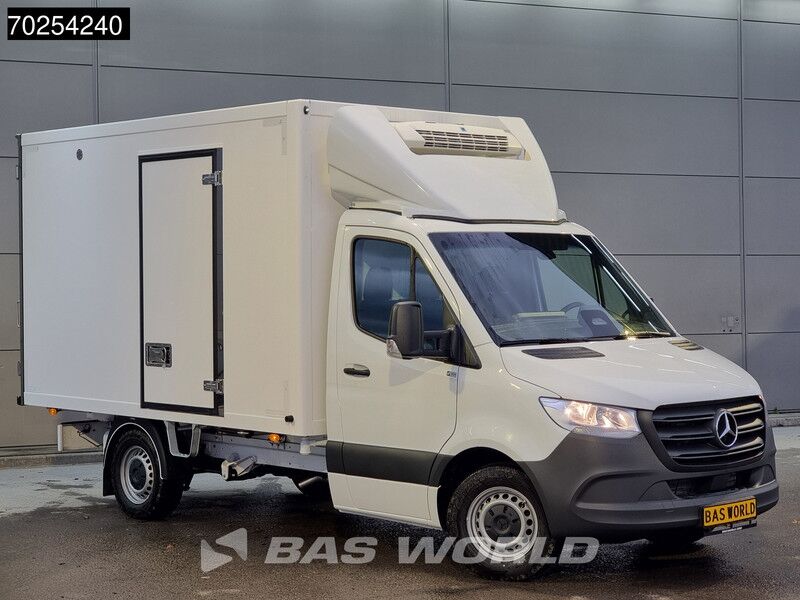 Mercedes-Benz Sprinter 315 CDI BPM VRIJ! Koelwagen Thermo King V-300max 230V stekker Bakwagen Koel Kühlwagen 13m3 Airco Cruise control - Frigorífico furgoneta: foto 5 Mercedes-Benz Sprinter 315 CDI BPM VRIJ! Koelwagen Thermo King V-300max 230V stekker Bakwagen Koel Kühlwagen 13m3 Airco Cruise control - Frigorífico furgoneta: foto 5