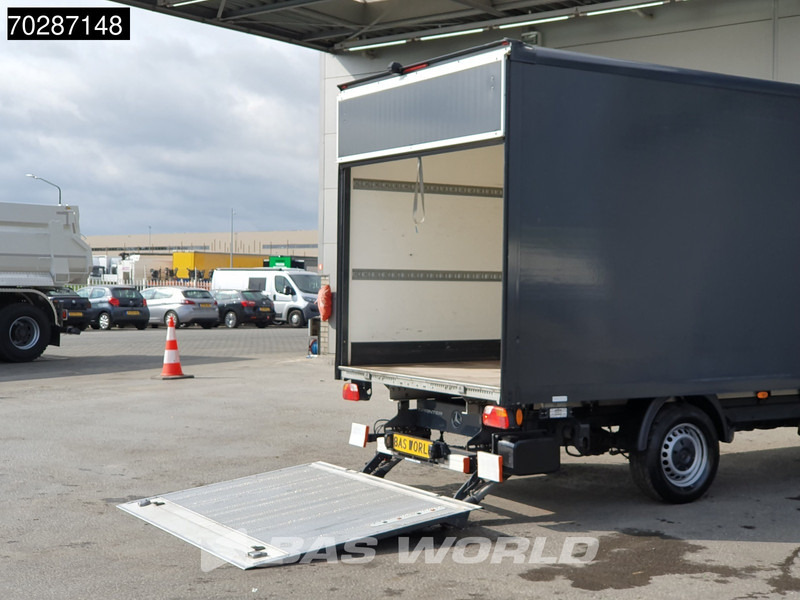 Mercedes-Benz Sprinter 316 CDI Laadklep Automaat Bakwagen ACC Airco Camera MBUX CarPlay Euro6 Meubelbak Koffer 19m3 Airco - Furgoneta: foto 3 Mercedes-Benz Sprinter 316 CDI Laadklep Automaat Bakwagen ACC Airco Camera MBUX CarPlay Euro6 Meubelbak Koffer 19m3 Airco - Furgoneta: foto 3