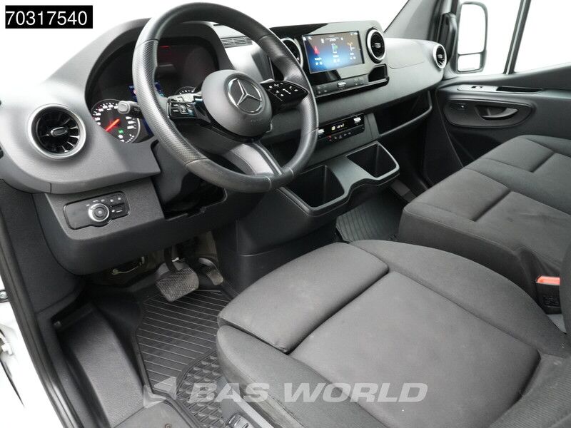 Mercedes-Benz Sprinter 317 CDI Automaat 2025-Model L2H2 LED Navi Airco Cruise Camera 10inch MBUX CarPlay Parkeersensoren v+a Stoelverwarming Euro6 L2 A - Furgón: foto 5 Mercedes-Benz Sprinter 317 CDI Automaat 2025-Model L2H2 LED Navi Airco Cruise Camera 10inch MBUX CarPlay Parkeersensoren v+a Stoelverwarming Euro6 L2 A - Furgón: foto 5