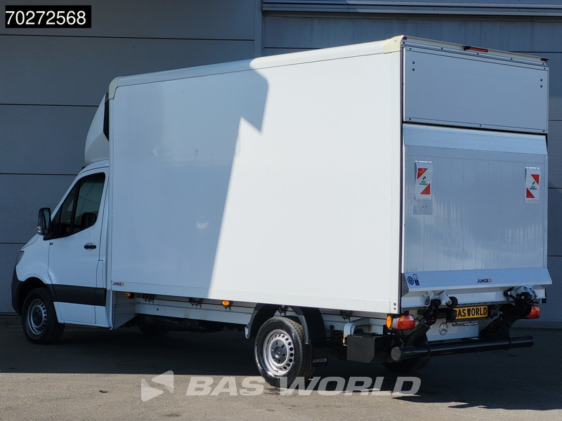 Mercedes-Benz Sprinter 317 CDI Automaat Bakwagen Laadklep Camera Airco Koffer Meubelbak 20m3 Airco - Furgoneta: foto 5 Mercedes-Benz Sprinter 317 CDI Automaat Bakwagen Laadklep Camera Airco Koffer Meubelbak 20m3 Airco - Furgoneta: foto 5