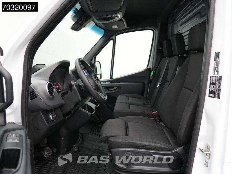 Mercedes-Benz Sprinter 317 CDI Automaat LED 2025 Model L2H2 170PK Navi Airco Cruise Camera MBUX CarPlay Stoelverwarming Euro6 L2 Airco Cruise control - Furgón: foto 3 Mercedes-Benz Sprinter 317 CDI Automaat LED 2025 Model L2H2 170PK Navi Airco Cruise Camera MBUX CarPlay Stoelverwarming Euro6 L2 Airco Cruise control - Furgón: foto 3
