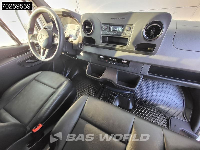 Mercedes-Benz Sprinter 317 CDI Dubbel Cabine Automaat Open Laadbak 3500KG Trekhaak 2m3 Airco Dubbel cabine Trekhaak - Caja abierta furgoneta: foto 5 Mercedes-Benz Sprinter 317 CDI Dubbel Cabine Automaat Open Laadbak 3500KG Trekhaak 2m3 Airco Dubbel cabine Trekhaak - Caja abierta furgoneta: foto 5
