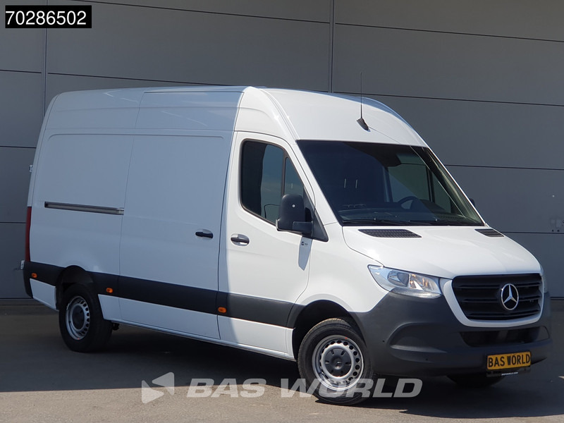 Mercedes-Benz Sprinter 319 CDI Automaat L2H2 190PK Trekhaak Airco Camera Parkeersensoren MBUX CarPlay Euro6 L2 12m3 Airco Trekhaak - Furgón: foto 5 Mercedes-Benz Sprinter 319 CDI Automaat L2H2 190PK Trekhaak Airco Camera Parkeersensoren MBUX CarPlay Euro6 L2 12m3 Airco Trekhaak - Furgón: foto 5