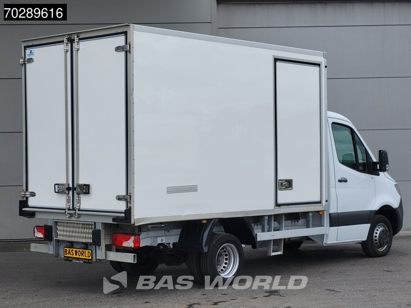 Mercedes-Benz Sprinter 515 CDI Koelwagen Dubbellucht Zijdeur Thermo King 230v-Stekker Airco Cruise MBUX CarPlay Euro6 Koel Koeler Kühl Kühler Kühlwagen - Frigorífico furgoneta: foto 5 Mercedes-Benz Sprinter 515 CDI Koelwagen Dubbellucht Zijdeur Thermo King 230v-Stekker Airco Cruise MBUX CarPlay Euro6 Koel Koeler Kühl Kühler Kühlwagen - Frigorífico furgoneta: foto 5