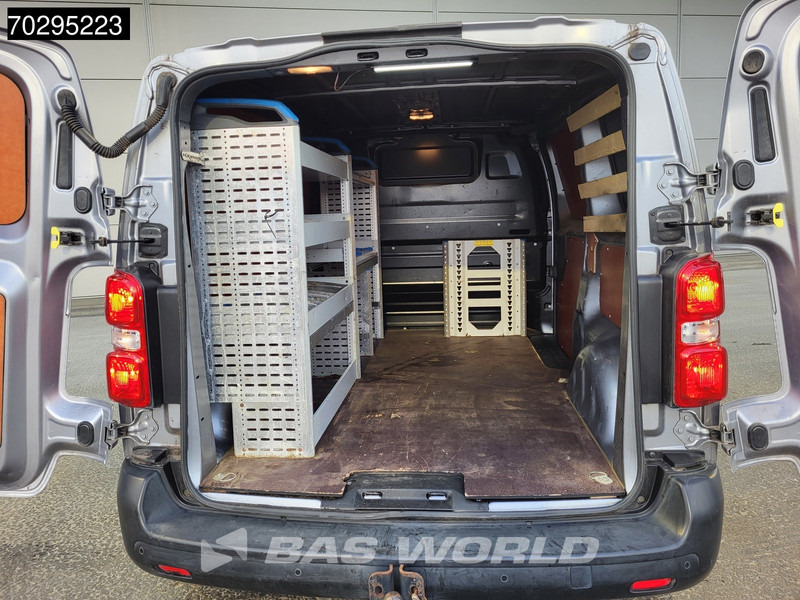 Peugeot Expert 145pk L2H1 Trekhaak Navi Airco Cruise Camera Parkeersensoren Werkplaatsinrichting Euro6 L2 6m3 Airco Trekhaak Cruise control - Furgoneta pequeña: foto 3 Peugeot Expert 145pk L2H1 Trekhaak Navi Airco Cruise Camera Parkeersensoren Werkplaatsinrichting Euro6 L2 6m3 Airco Trekhaak Cruise control - Furgoneta pequeña: foto 3