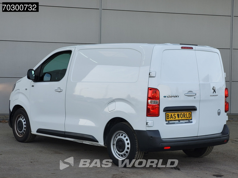 Peugeot e-Expert 136PK Elektrisch 230km WLTP 50kWh L1H1 Airco Cruise Camera Parkeersensoren L1 Kompakt Airco Cruise control - Furgoneta pequeña, Furgoneta eléctrica: foto 2 Peugeot e-Expert 136PK Elektrisch 230km WLTP 50kWh L1H1 Airco Cruise Camera Parkeersensoren L1 Kompakt Airco Cruise control - Furgoneta pequeña, Furgoneta eléctrica: foto 2