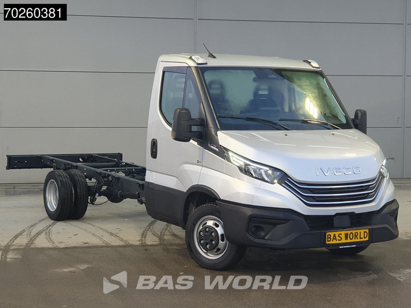 Iveco Daily 35C21 Automaat 410wb Dubbellucht 2025model Chassis Cabine ACC Fahrgestell Airco - Vehículo comercial ligero: foto 2 Iveco Daily 35C21 Automaat 410wb Dubbellucht 2025model Chassis Cabine ACC Fahrgestell Airco - Vehículo comercial ligero: foto 2