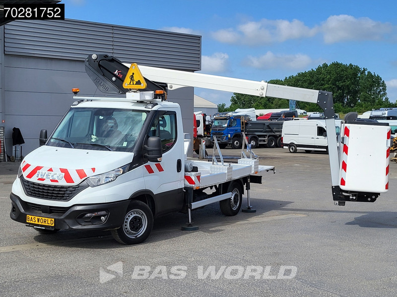 Iveco Daily 35S14 Hoogwerker 11meter Werkhoogte Klubb Navi Airco Cruise Camera Parkeersensoren Nacelle Arbeitsbühne 2Personen Airco Cruise c - Vehículo comercial ligero: foto 5 Iveco Daily 35S14 Hoogwerker 11meter Werkhoogte Klubb Navi Airco Cruise Camera Parkeersensoren Nacelle Arbeitsbühne 2Personen Airco Cruise c - Vehículo comercial ligero: foto 5