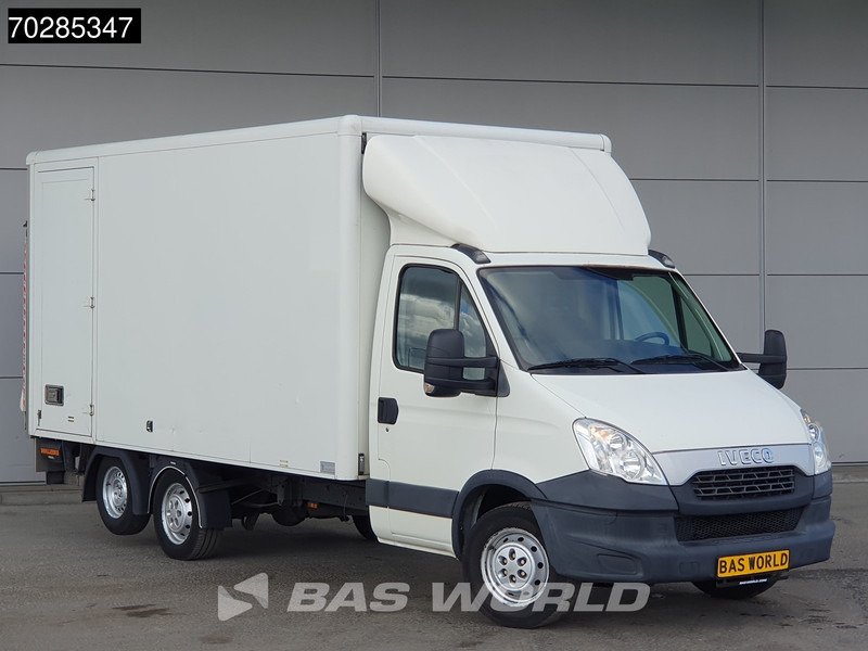 Iveco Daily 35S15 BE Combi 750PLUS Bakwagen Laadklep combinatie Trekker Oplegger Veldhuizen Meubelbak Koffer 20m3 - Vehículo comercial ligero: foto 5 Iveco Daily 35S15 BE Combi 750PLUS Bakwagen Laadklep combinatie Trekker Oplegger Veldhuizen Meubelbak Koffer 20m3 - Vehículo comercial ligero: foto 5