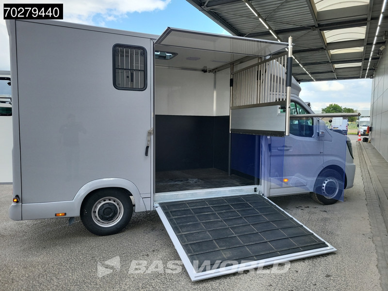 Renault Master 130pk 2025 model Paardenwagen Hengstenuitvoering / Horsetruck / Veewagen 18m3 Airco Cruise control - Vehículo comercial ligero: foto 5 Renault Master 130pk 2025 model Paardenwagen Hengstenuitvoering / Horsetruck / Veewagen 18m3 Airco Cruise control - Vehículo comercial ligero: foto 5