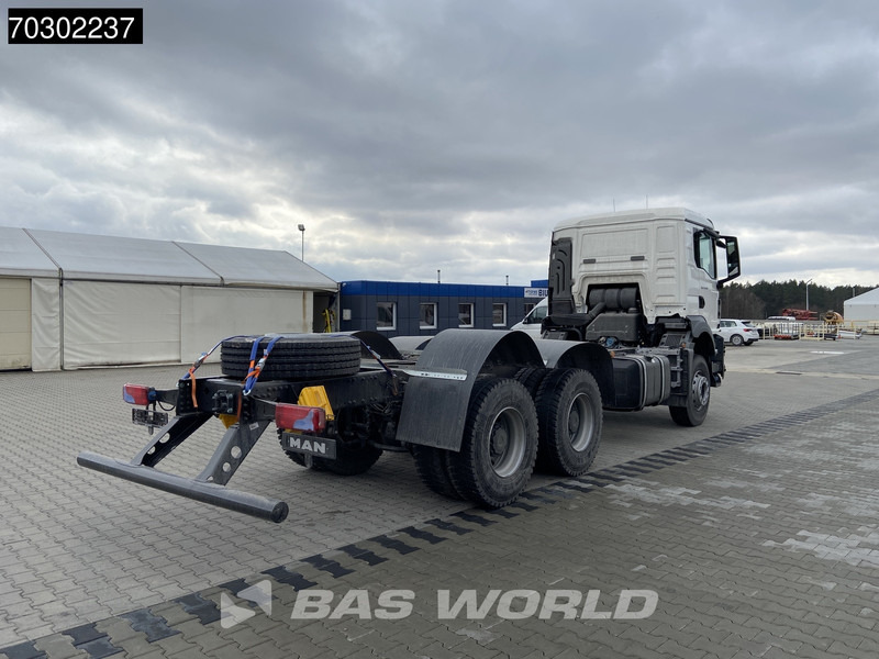 MAN TGS 33.400 6X4 NEW 6x4 chassis Big-Axle Manual Airco EURO 2 - Chasis camión: foto 5 MAN TGS 33.400 6X4 NEW 6x4 chassis Big-Axle Manual Airco EURO 2 - Chasis camión: foto 5