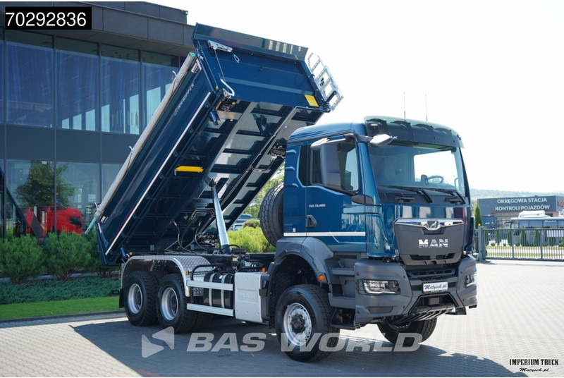 MAN TGS 33.480 TGS 6X6 11m3 KH-3-Way Kipper 6x6 Steel Suspension Automatic Big-Axle Euro 6 - Volquete camión: foto 3 MAN TGS 33.480 TGS 6X6 11m3 KH-3-Way Kipper 6x6 Steel Suspension Automatic Big-Axle Euro 6 - Volquete camión: foto 3