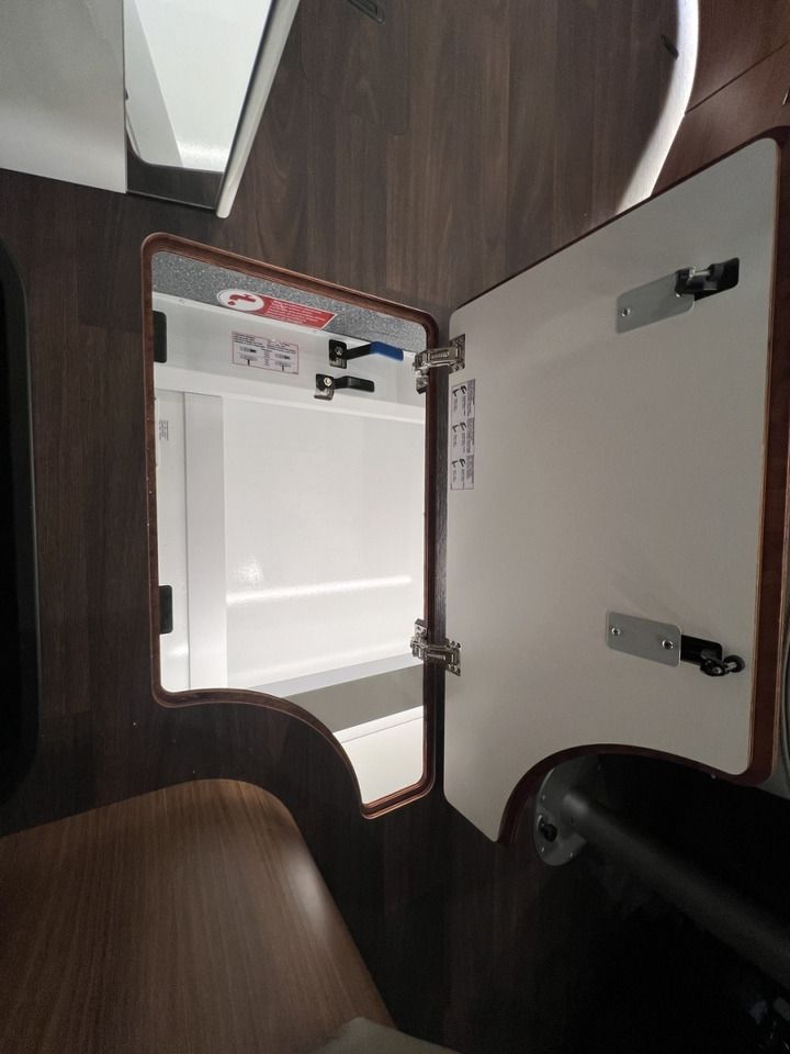 Autocaravana integral nuevo Carthago Chic E-Line I 51 QB: foto 18 Autocaravana integral nuevo Carthago Chic E-Line I 51 QB: foto 18