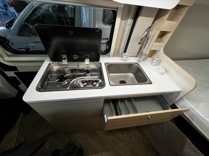 Chausson V594S First Line - Cámper: foto 5 Chausson V594S First Line - Cámper: foto 5