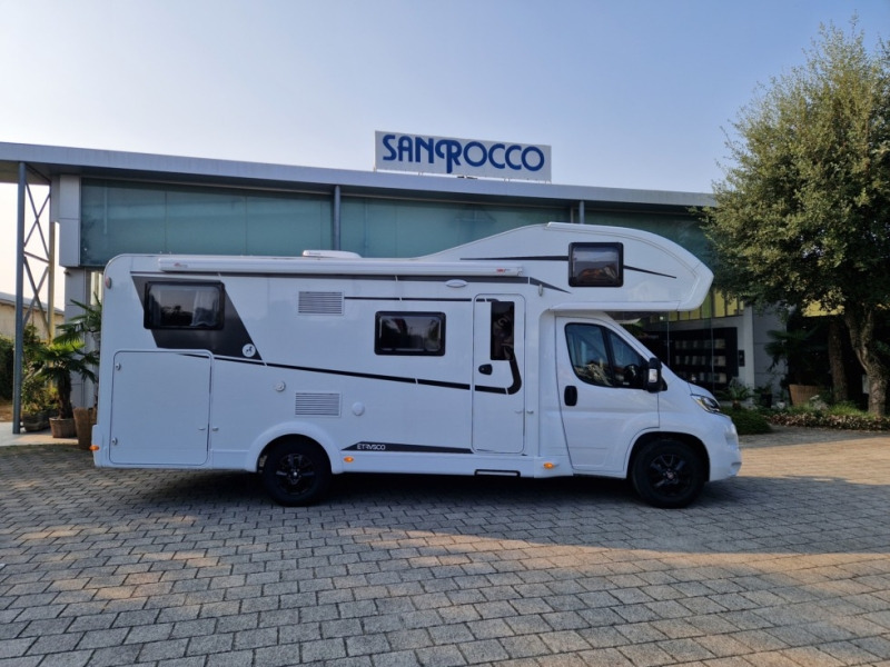 Etrusco A 7300 DB - Autocaravana capuchina: foto 2 Etrusco A 7300 DB - Autocaravana capuchina: foto 2