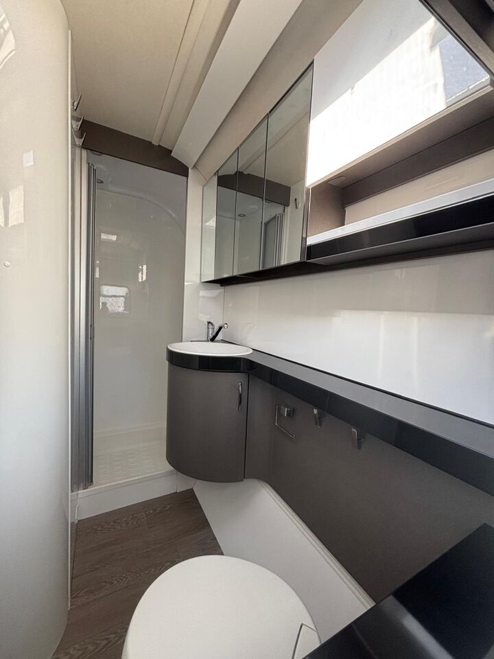 HOBBY EXCELLENT 495 WFB - Caravana: foto 1 HOBBY EXCELLENT 495 WFB - Caravana: foto 1