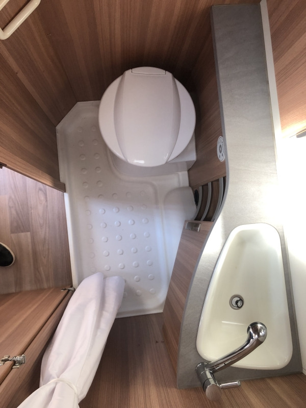 Caravana WEINSBERG CARAONE 480 EU: foto 6