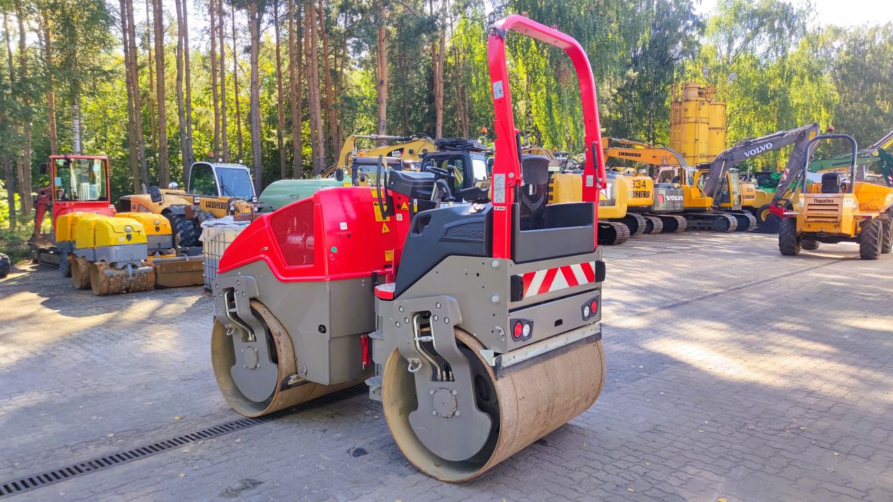 BOMAG BW138AD - Apisonadora de asfalto: foto 4 BOMAG BW138AD - Apisonadora de asfalto: foto 4