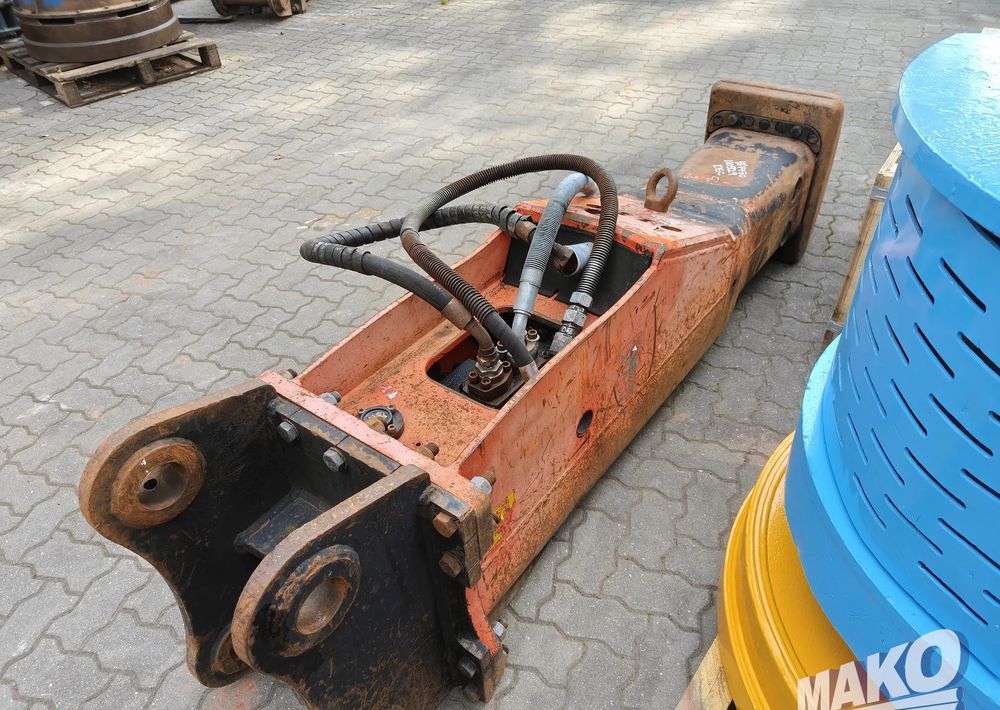 Młot hydrauliczny Sandvik Rammer M18 1850kg do koparki - Implemento para Maquinaria de construcción: foto 4 Młot hydrauliczny Sandvik Rammer M18 1850kg do koparki - Implemento para Maquinaria de construcción: foto 4