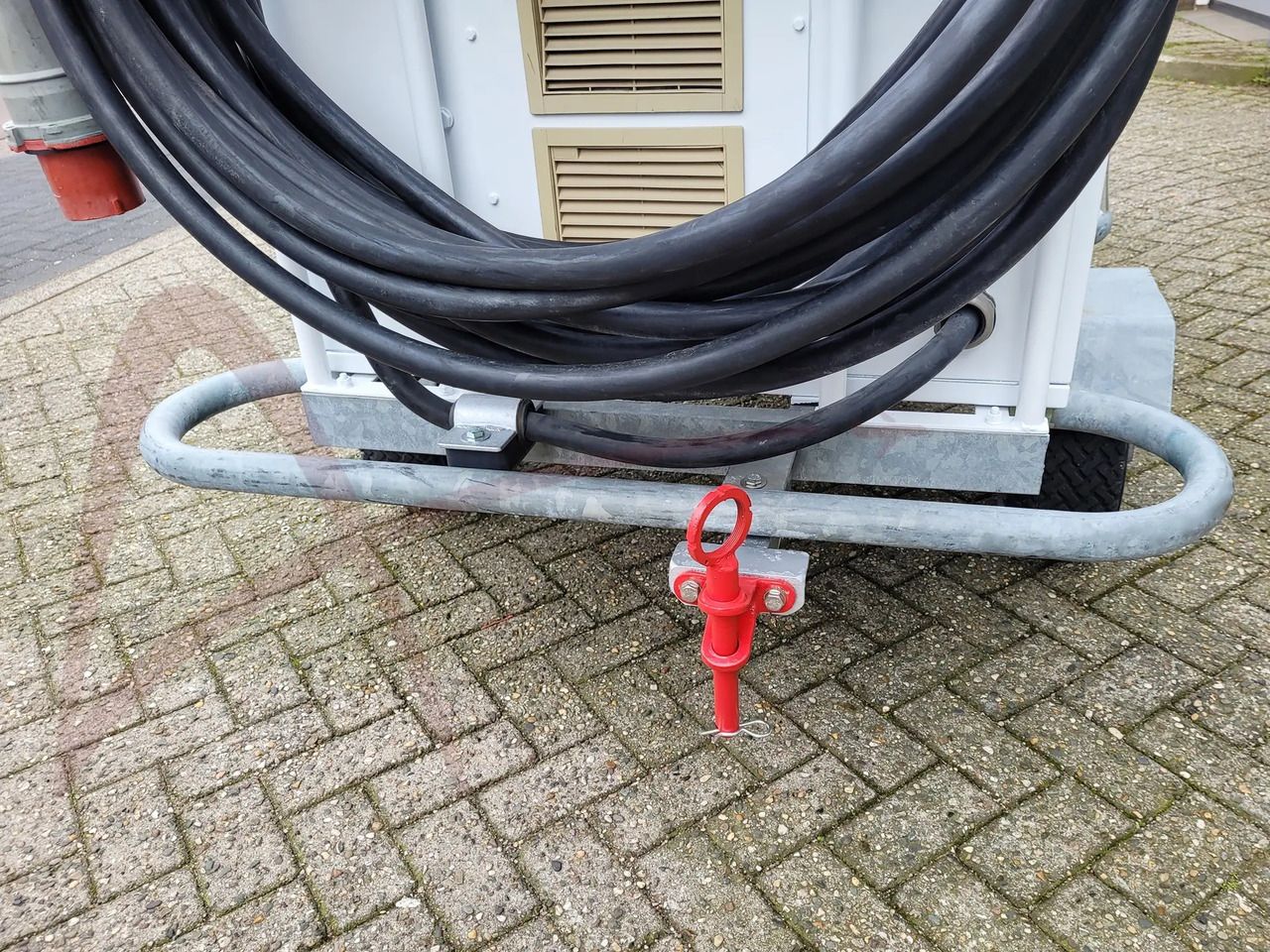 AXA POWER 3GSTS 200/345L - Unidad de potencia en tierra: foto 3 AXA POWER 3GSTS 200/345L - Unidad de potencia en tierra: foto 3