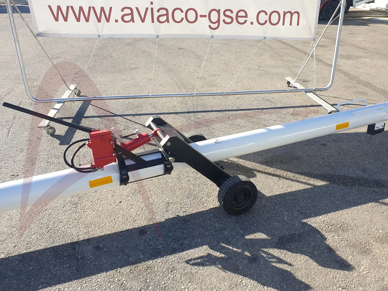 FLADUNG B737 - Equipo de apoyo en tierra: foto 3 FLADUNG B737 - Equipo de apoyo en tierra: foto 3