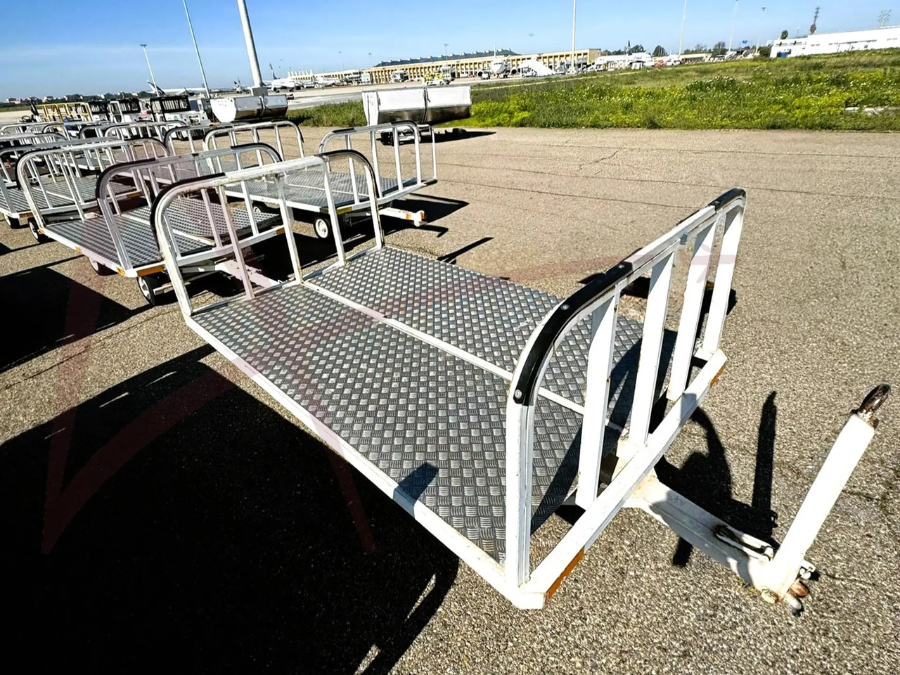 TEMG TG 0100 - Equipo de apoyo en tierra: foto 1 TEMG TG 0100 - Equipo de apoyo en tierra: foto 1