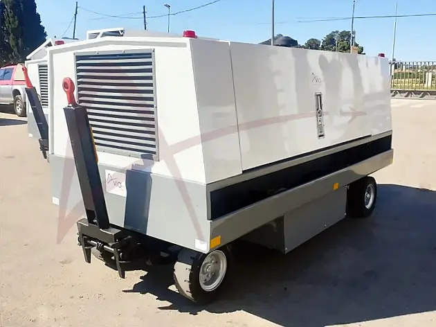 HITZINGER 140MDE18 - Unidad de potencia en tierra: foto 3 HITZINGER 140MDE18 - Unidad de potencia en tierra: foto 3