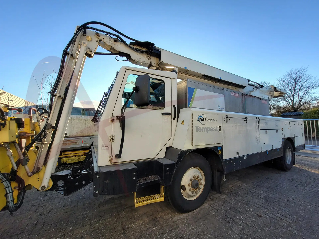 JBT TEMPEST 2 - Vehículo de deshielo: foto 1 JBT TEMPEST 2 - Vehículo de deshielo: foto 1