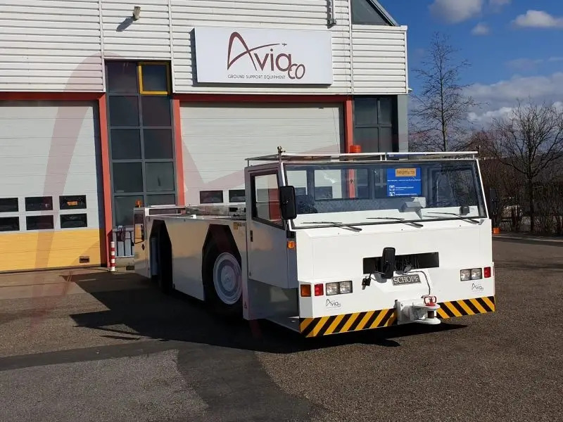 SCHOPF F396C - Remolcador de aviones: foto 1 SCHOPF F396C - Remolcador de aviones: foto 1