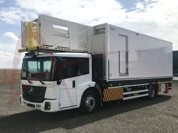 TECNOVE ECONIC 1827 - Camión de catering: foto 2 TECNOVE ECONIC 1827 - Camión de catering: foto 2